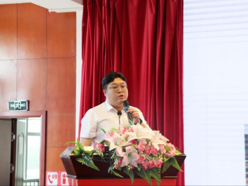 以語言為橋梁，傳播